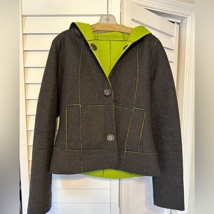 Reversible felt/fleece grey and green jacket. Size small.